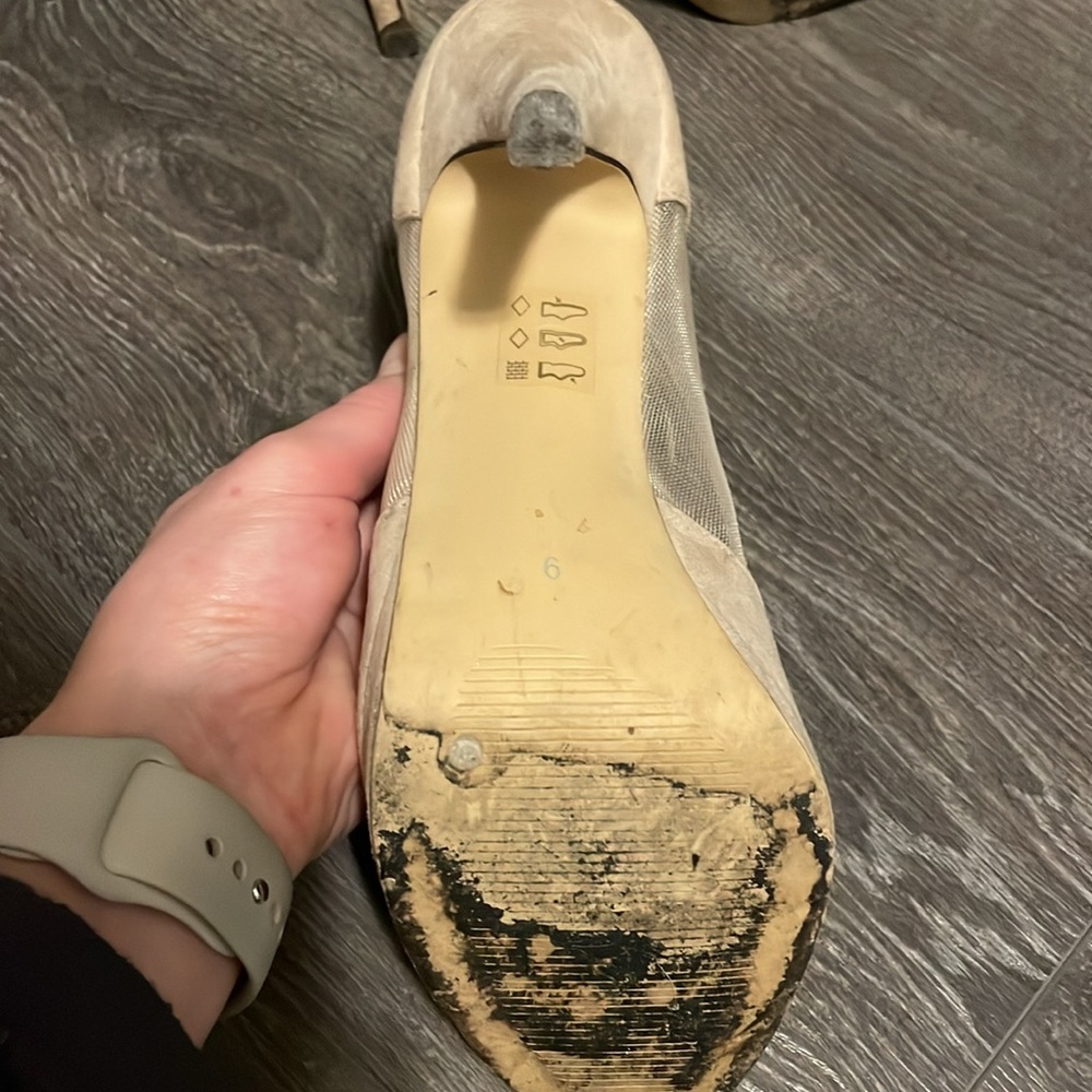 4” heels - Picture 7 of 7